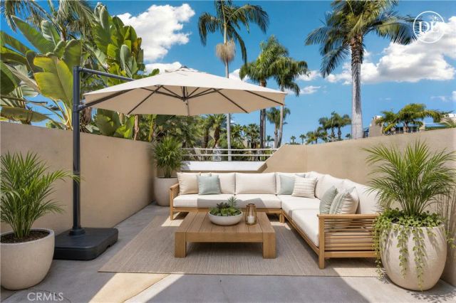 3361 Tempe, Huntington Beach, CA 92649