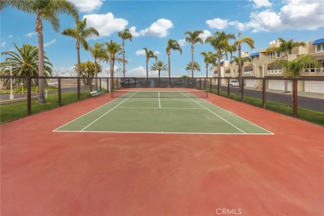 3361 Tempe, Huntington Beach, CA 92649