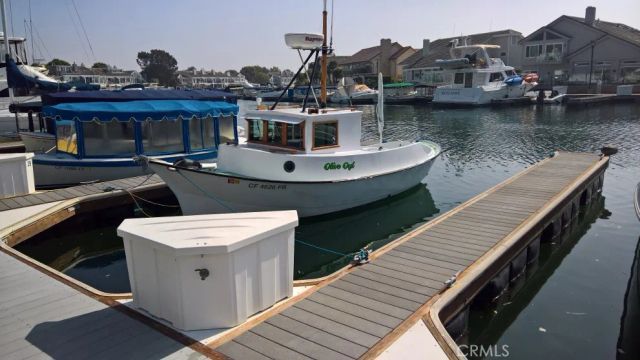 3361 Tempe, Huntington Beach, CA 92649