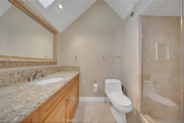 3361 Tempe, Huntington Beach, CA 92649