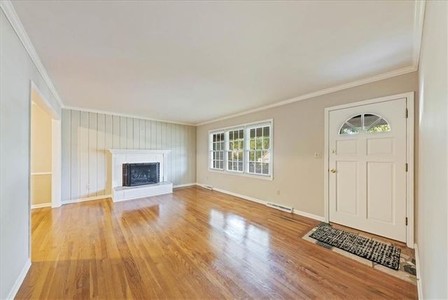 5433 Foster Street, Overland Park, KS 66202
