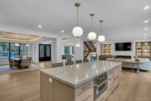 Lot 1 1003 Baldwin Path, Dix Hills, NY 11746