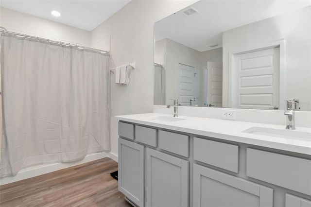 9744 CRESCENT RAY DRIVE, Wesley Chapel, FL 33545