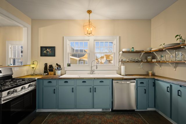 904 S Highland Park Avenue, Chattanooga, TN 37404