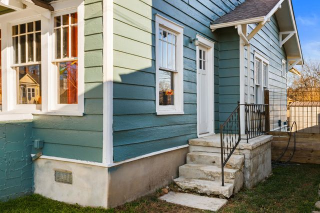 904 S Highland Park Avenue, Chattanooga, TN 37404