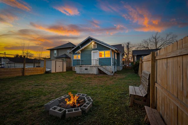 904 S Highland Park Avenue, Chattanooga, TN 37404