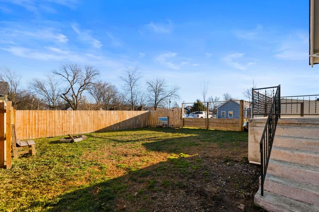 904 S Highland Park Avenue, Chattanooga, TN 37404