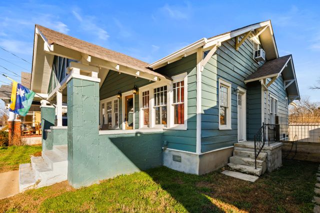 904 S Highland Park Avenue, Chattanooga, TN 37404