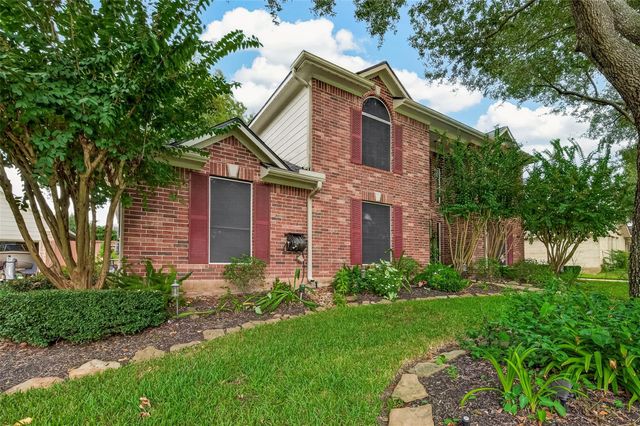 314 Willowood Drive, League City, TX 77573