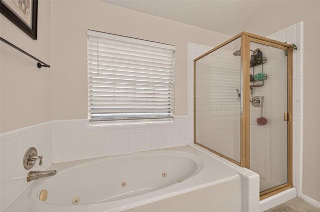 314 Willowood Drive, League City, TX 77573