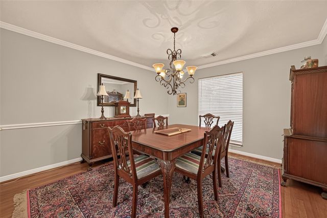 314 Willowood Drive, League City, TX 77573
