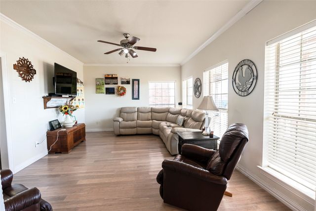 2168 Fruitland Road, Sunset, TX 76270