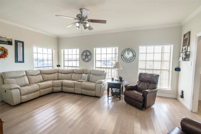 2168 Fruitland Road, Sunset, TX 76270