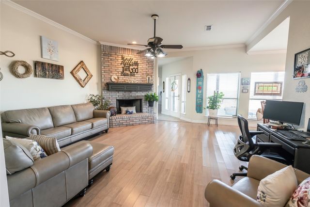 2168 Fruitland Road, Sunset, TX 76270