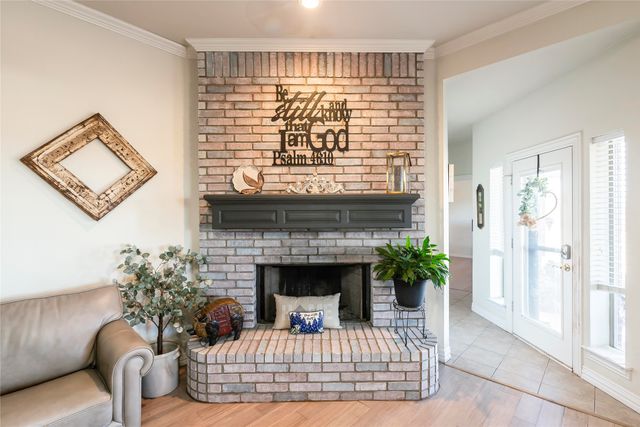 2168 Fruitland Road, Sunset, TX 76270