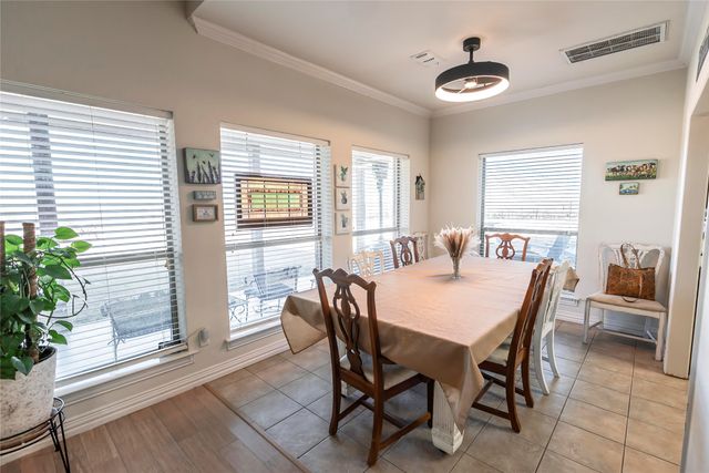 2168 Fruitland Road, Sunset, TX 76270