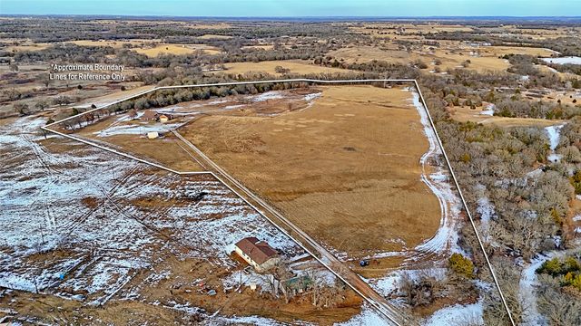 2168 Fruitland Road, Sunset, TX 76270