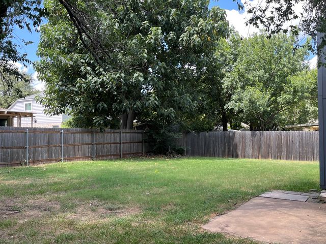 1013 Forest TRL, Cedar Park, TX 78613