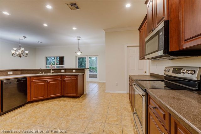 1701 Marigold Avenue, Sebring, FL 33875