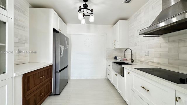 5545 E 6th Ave Front, Hialeah, FL 33013