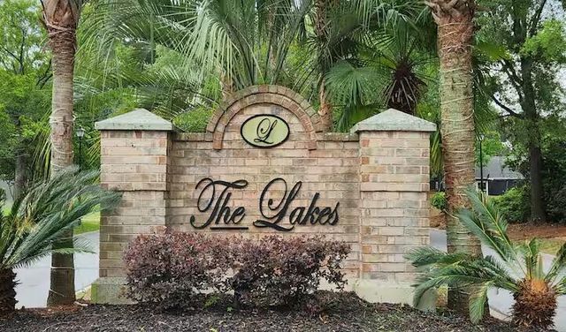 8471 Yadkin Circle M, North Charleston, SC 29406