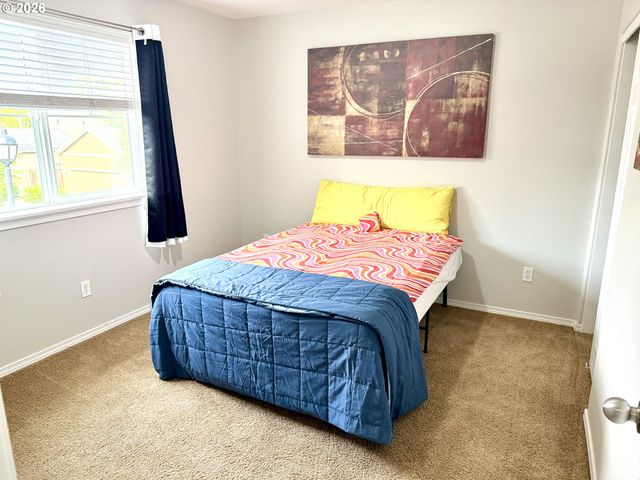 4674 Se TEAKWOOD St, Hillsboro, OR 97123