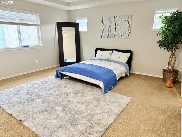4674 Se TEAKWOOD St, Hillsboro, OR 97123