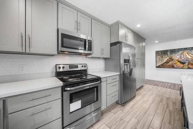 3234 Jarvis Avenue, San Jose, CA 95118