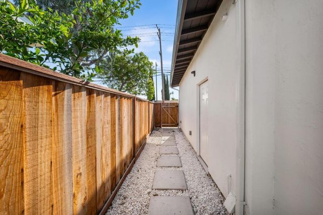 3234 Jarvis Avenue, San Jose, CA 95118