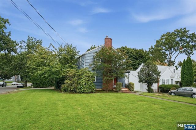 125 Midwood Road, Glen Rock, NJ 07452