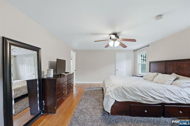 125 Midwood Road, Glen Rock, NJ 07452