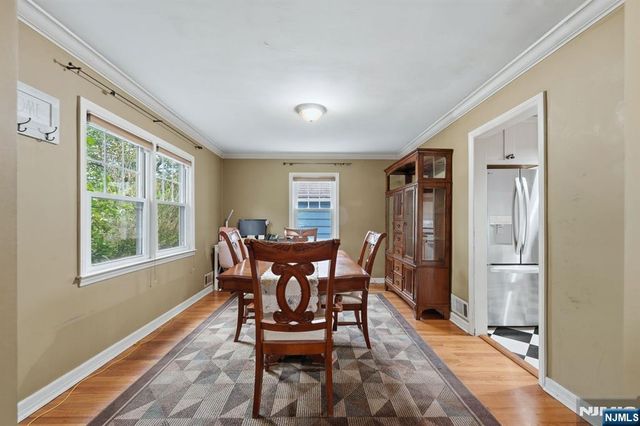 125 Midwood Road, Glen Rock, NJ 07452