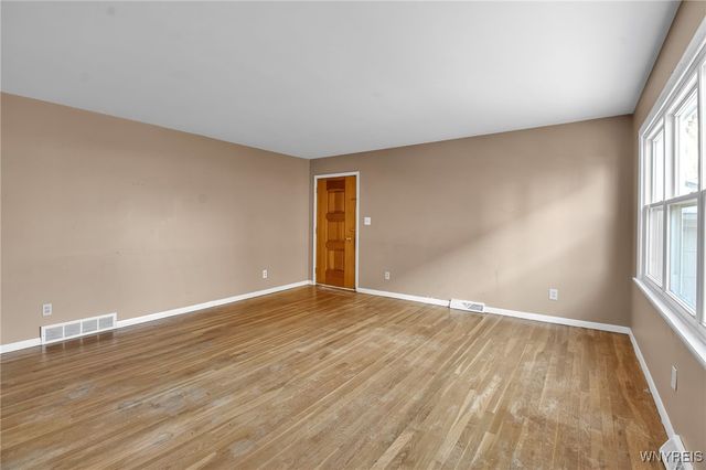 3491 Harlem Road, Cheektowaga, NY 14225