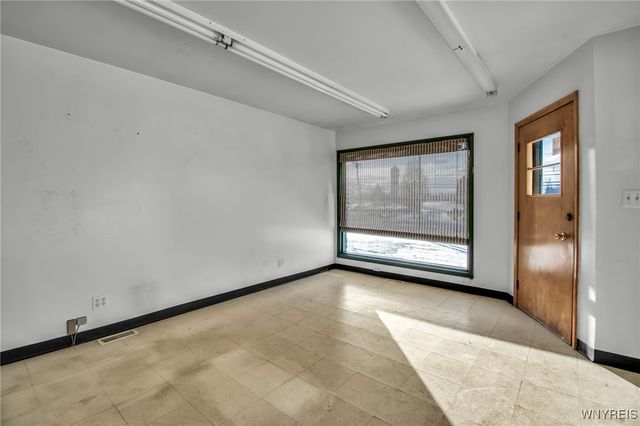 3491 Harlem Road, Cheektowaga, NY 14225