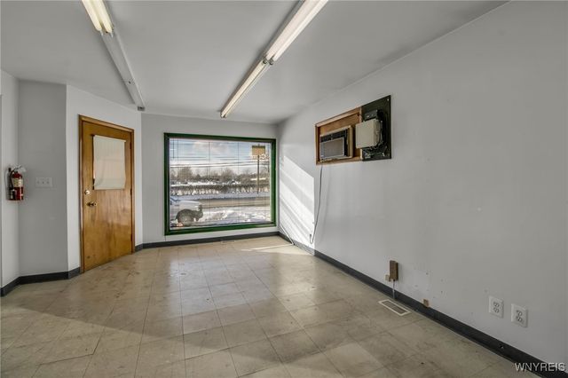 3491 Harlem Road, Cheektowaga, NY 14225