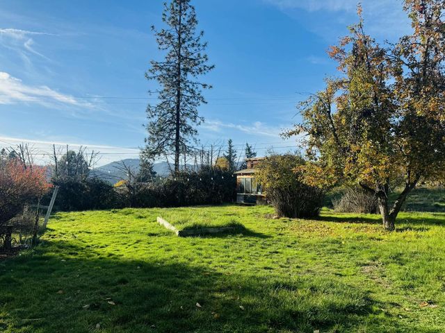 191 Henrietta Road, Lewiston, CA 96052