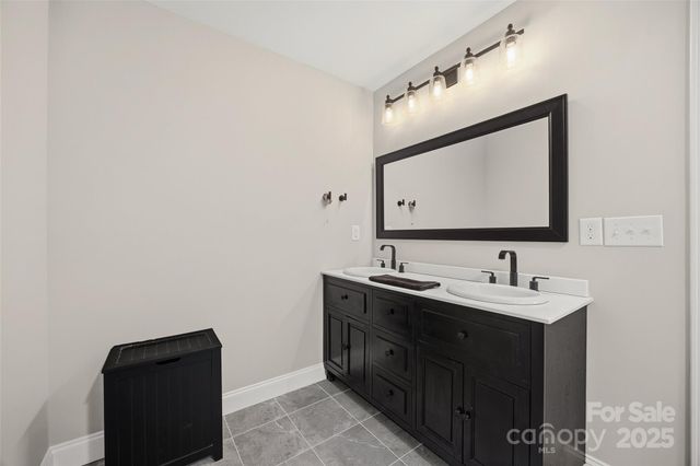 850 Burnley Road, Charlotte, NC 28210