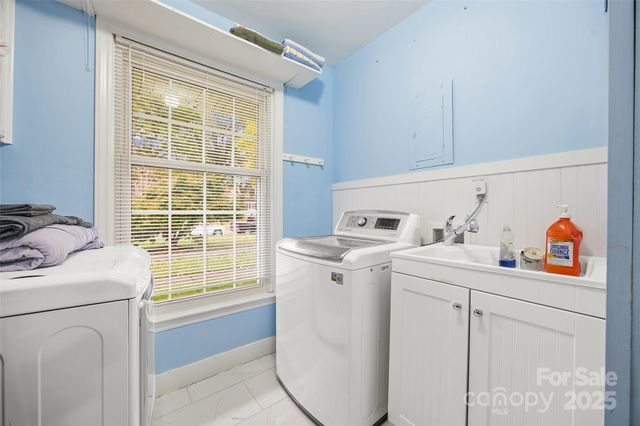 850 Burnley Road, Charlotte, NC 28210