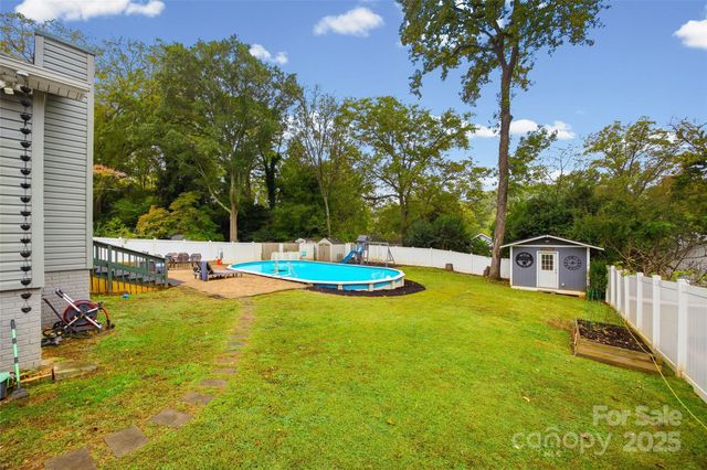 850 Burnley Road, Charlotte, NC 28210