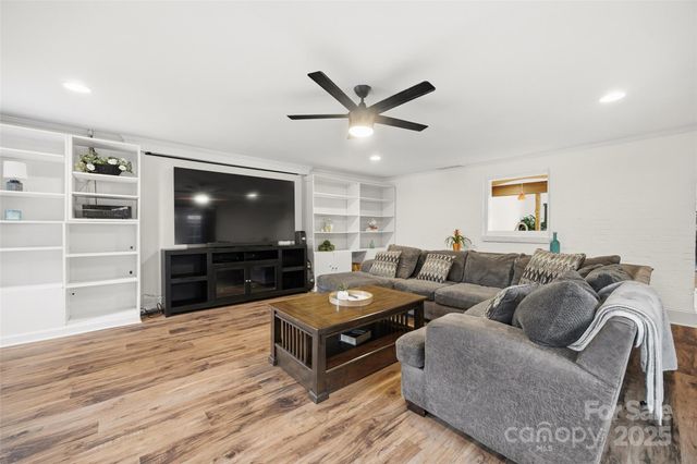 850 Burnley Road, Charlotte, NC 28210