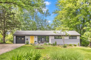 2017 E Viva Drive, Bloomington, IN 47401