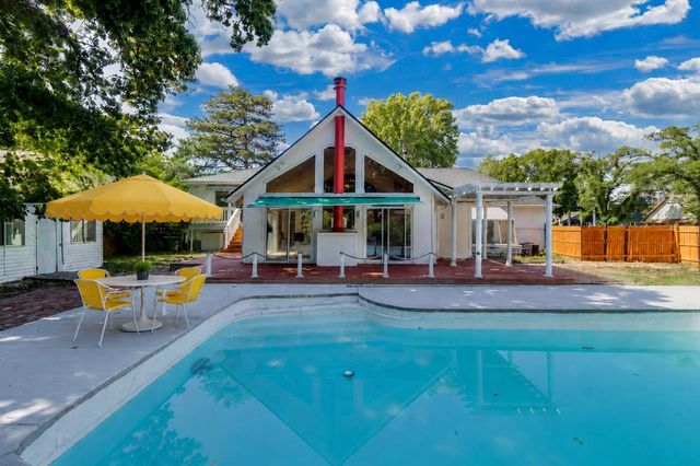 1030 N Vincent Ln, Wichita, KS 67206