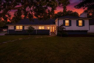 1030 N Vincent Ln, Wichita, KS 67206