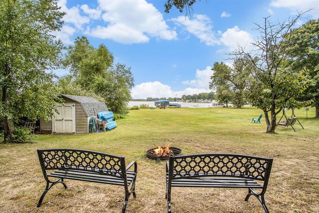 60651 Bert Road, Colon, MI 49040