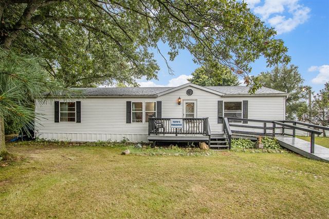 60651 Bert Road, Colon, MI 49040