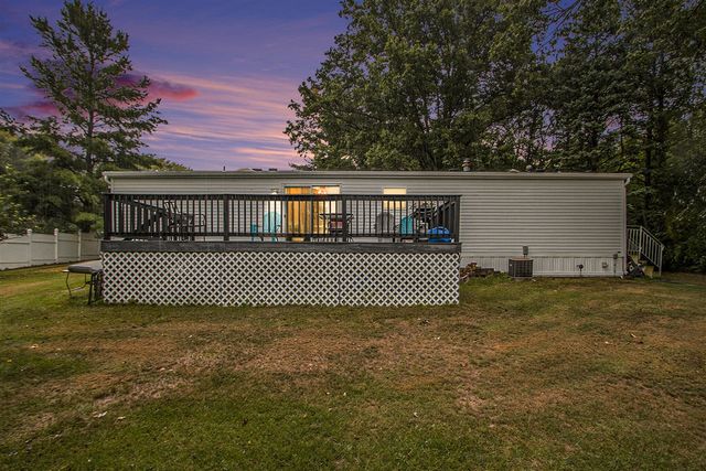 60651 Bert Road, Colon, MI 49040