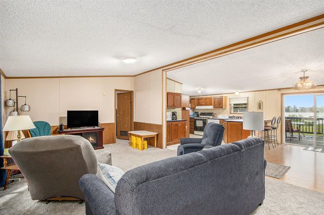 60651 Bert Road, Colon, MI 49040