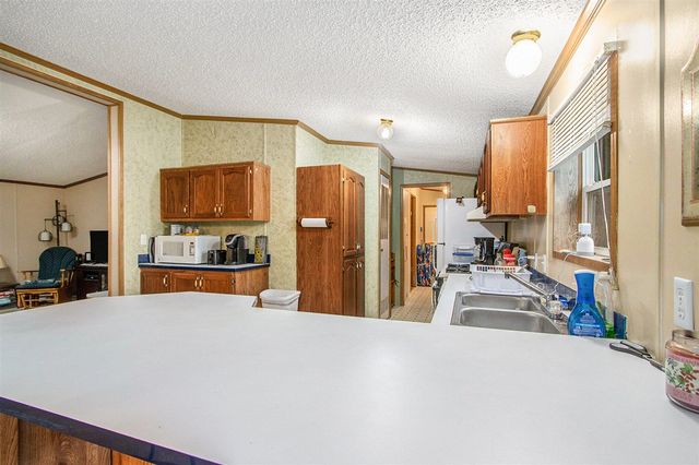 60651 Bert Road, Colon, MI 49040