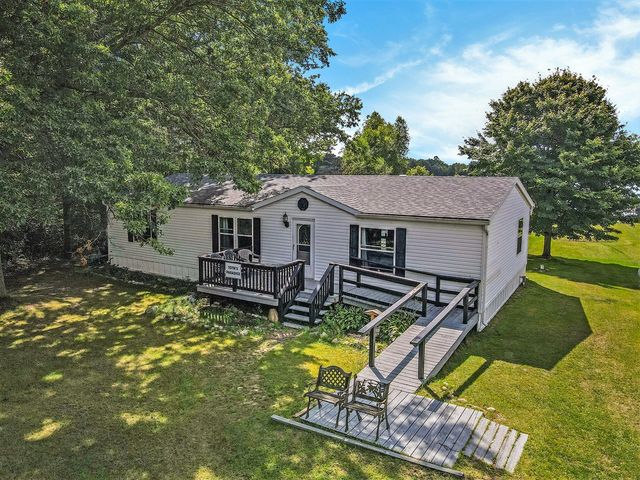 60651 Bert Road, Colon, MI 49040