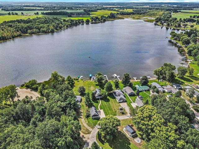 60651 Bert Road, Colon, MI 49040